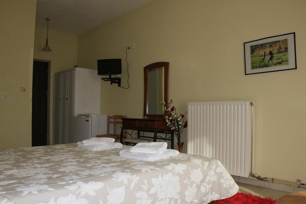 Agrafa Hotell Kerasea  Exteriör bild